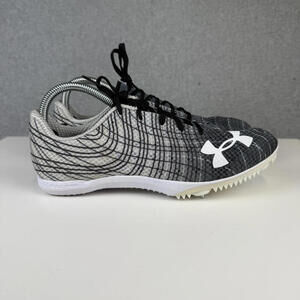 Under Armour Kick Distance 3 Mens Track Shoes Grey White 3022003-101 Size 8